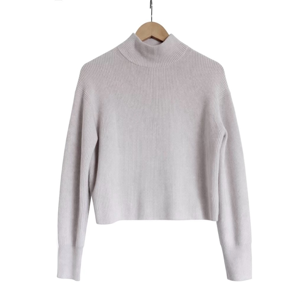 LULULEMON Merino Wool Blend Sweater Ribbed Ivory Size 2 Retail $138